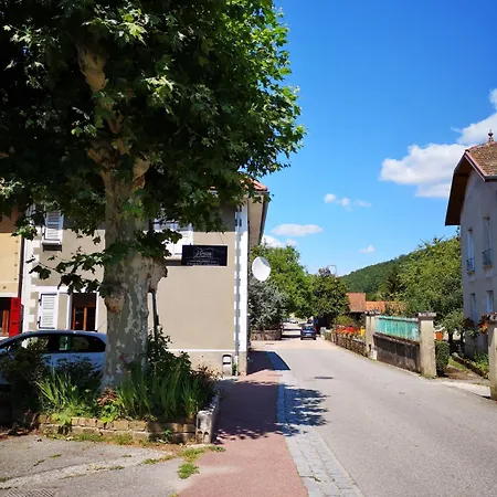 Maison Maliga J&g House Bed & Breakfast Saint-Pierre-de-Curtille