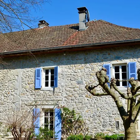 Maison Maliga J&g House Bed & Breakfast Saint-Pierre-de-Curtille