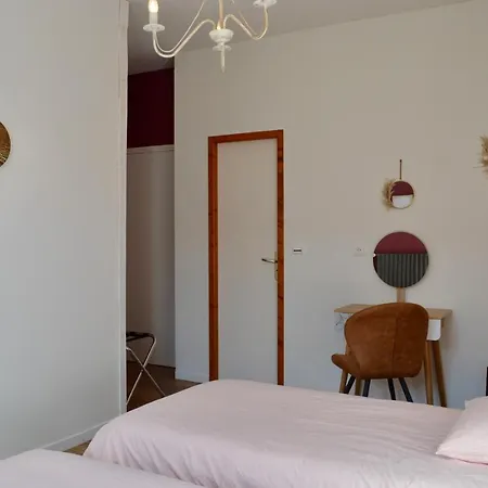 Maison Maliga J&g House Bed & Breakfast Saint-Pierre-de-Curtille