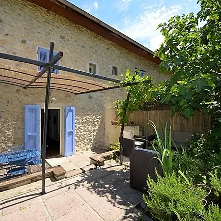 住宿加早餐酒店 Maison Maliga J&g House Saint-Pierre-de-Curtille